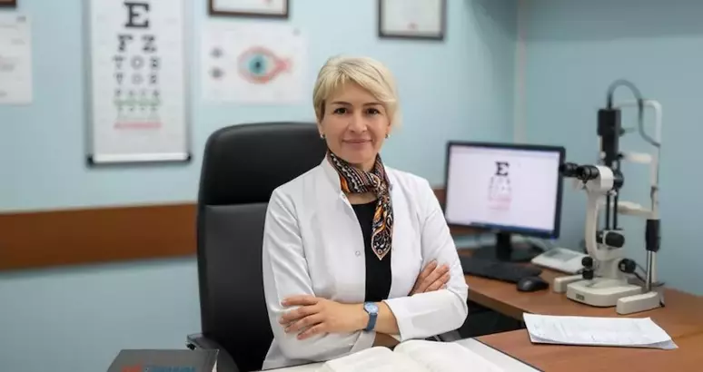 Okul çağındaki çocuklarda göz tembelliği başarıyı etkiliyor